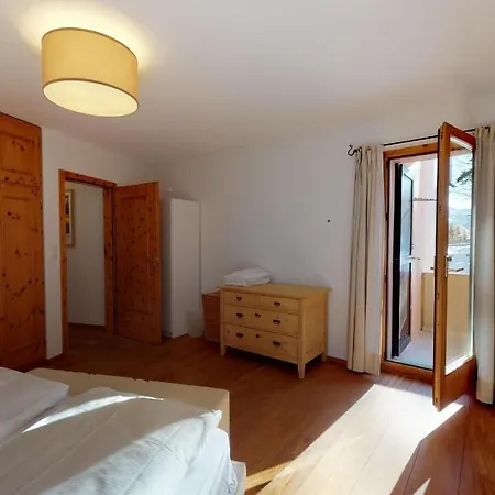 Apartment La Dmura Samedan