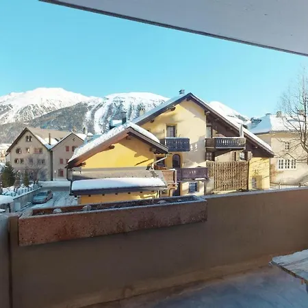 La Dmura Apartment Samedan