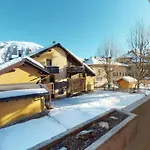 La Dmura Apartamento Samedan